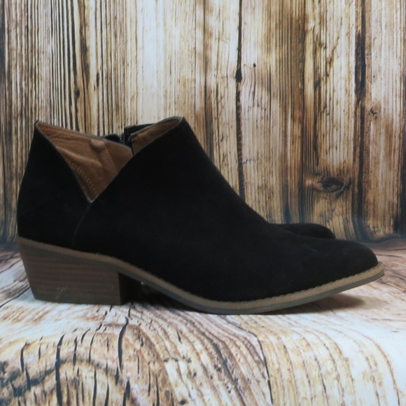 Lucky Brand Shoes - Lucky Brand*9*Frankela*Black Suede Booties
